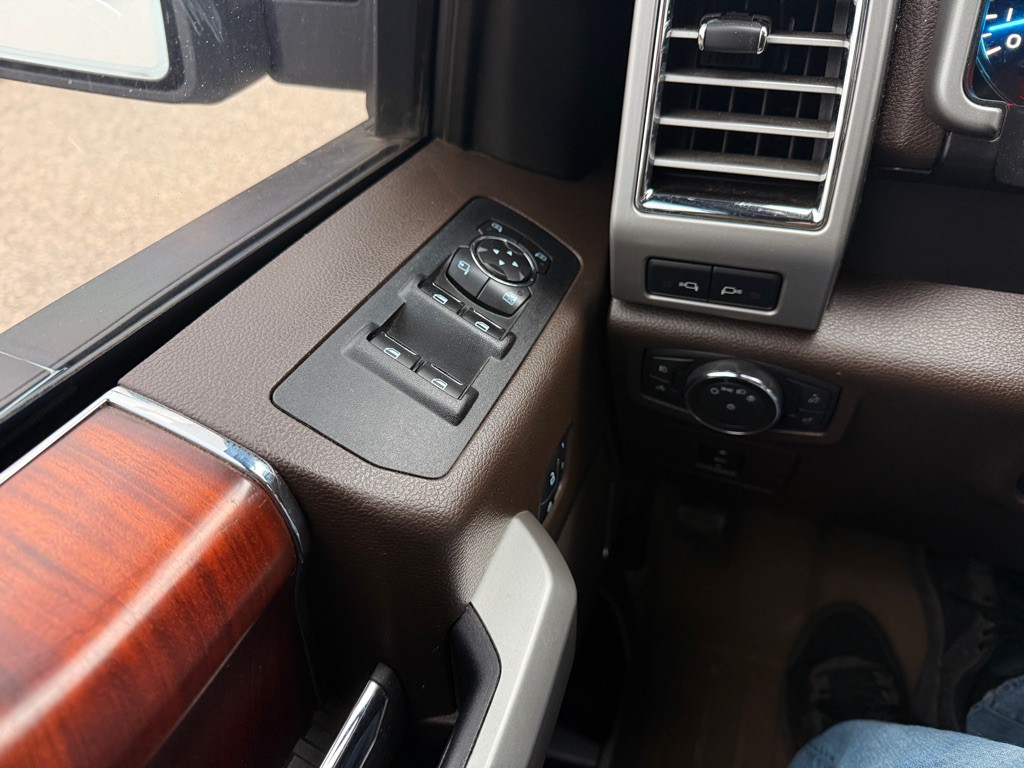 2016 Ford F-150 Image 29