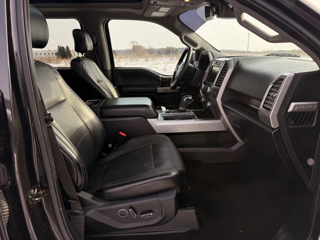 2015 Ford F-150 Image 18