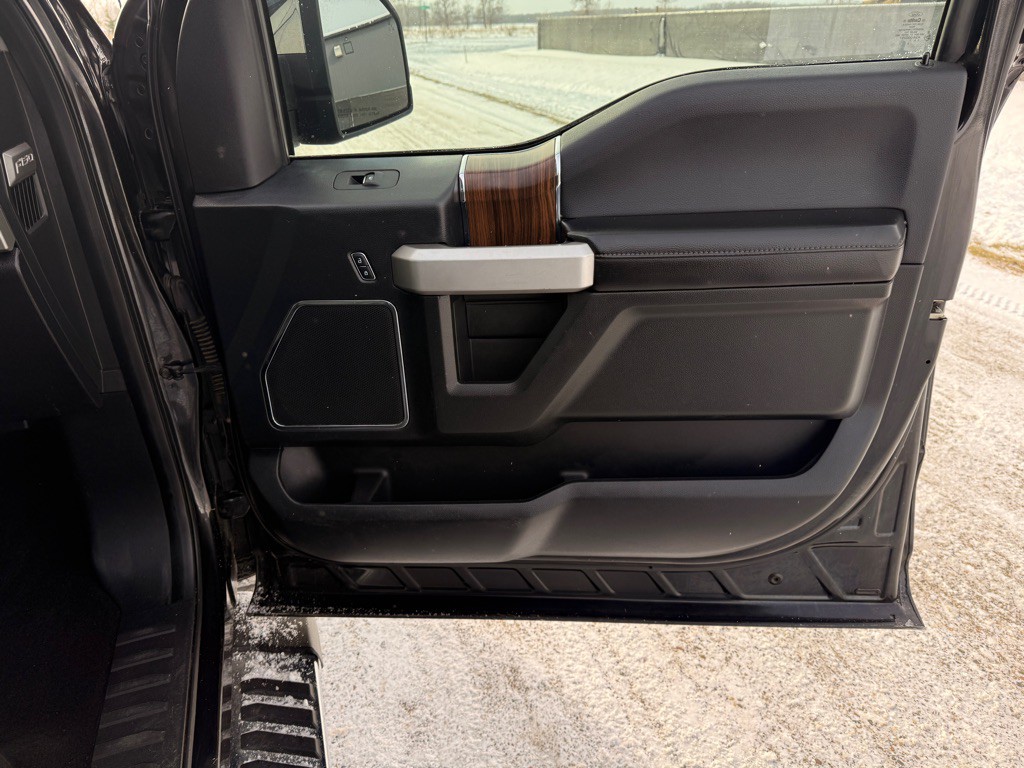 2015 Ford F-150 Image 20