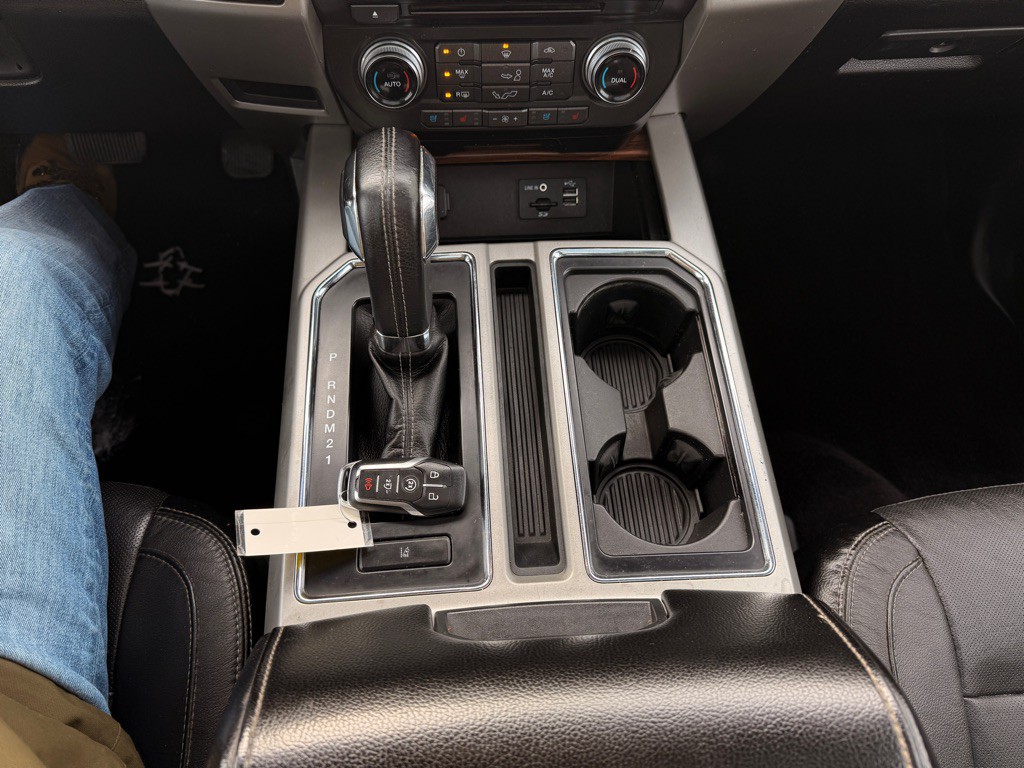 2015 Ford F-150 Image 22