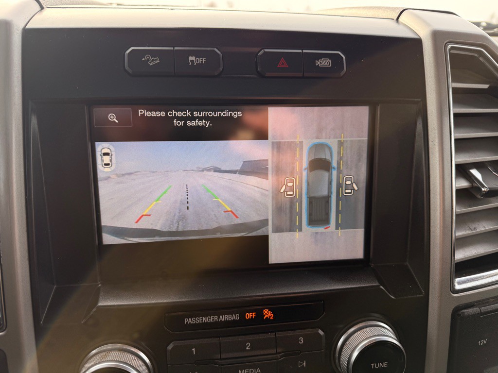 2015 Ford F-150 Image 24