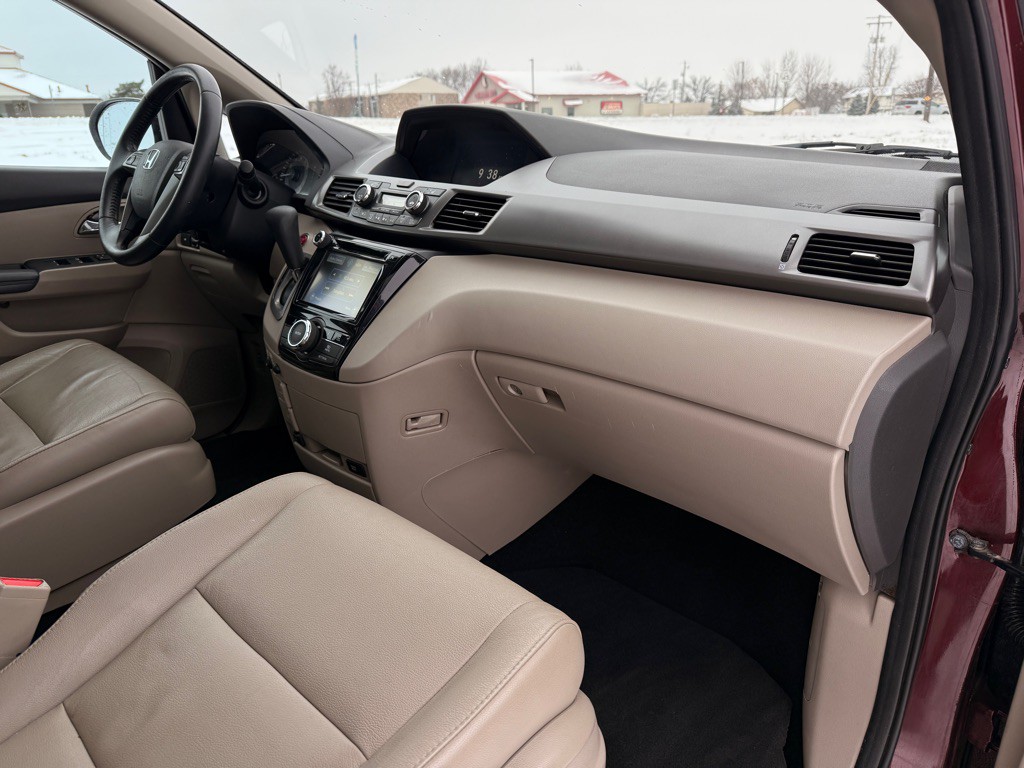 2017 Honda Odyssey Image 22