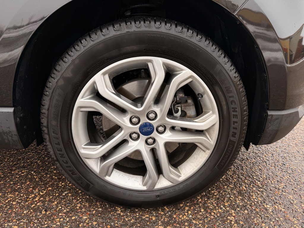 2015 Ford Edge Image 30