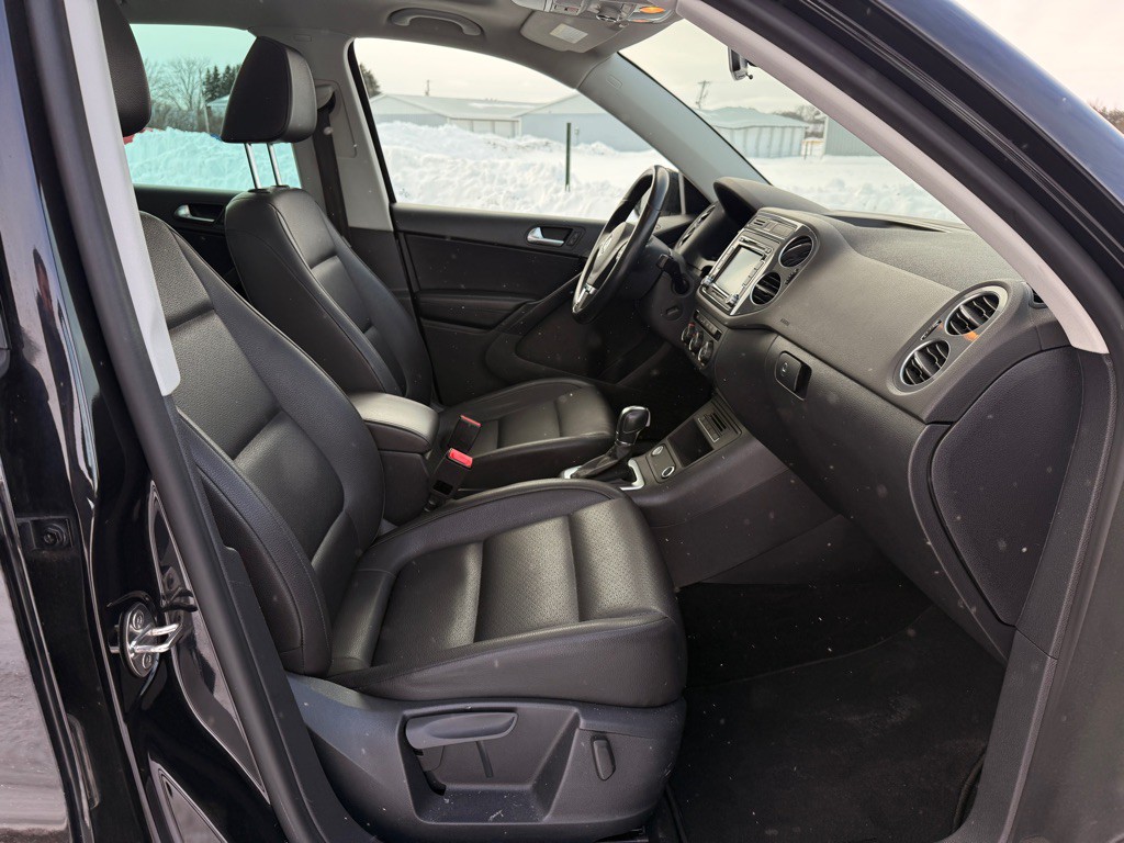 2015 Volkswagen Tiguan Image 16