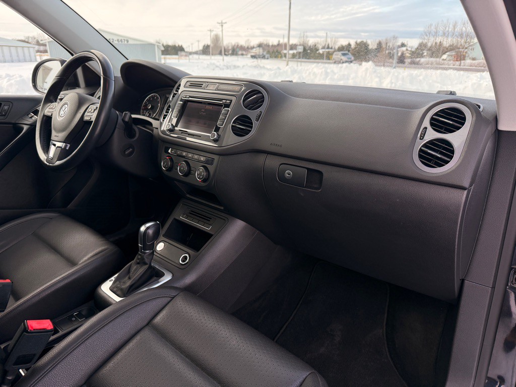 2015 Volkswagen Tiguan Image 17