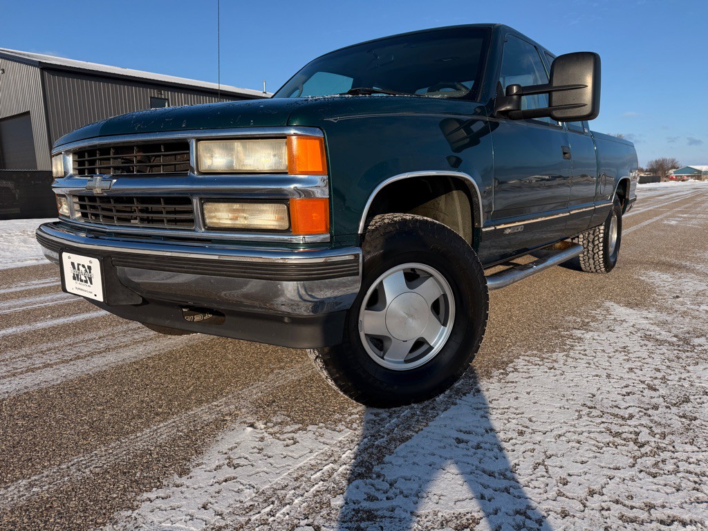 1997 Chevrolet C/K Image 1
