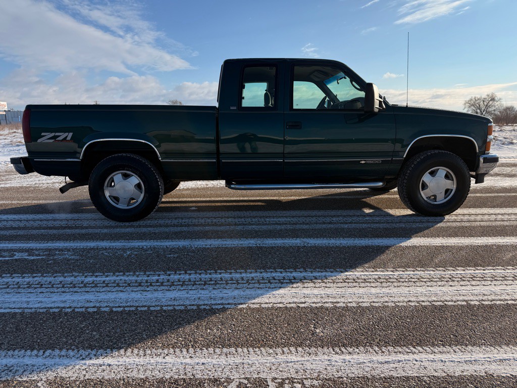 1997 Chevrolet C/K Image 4