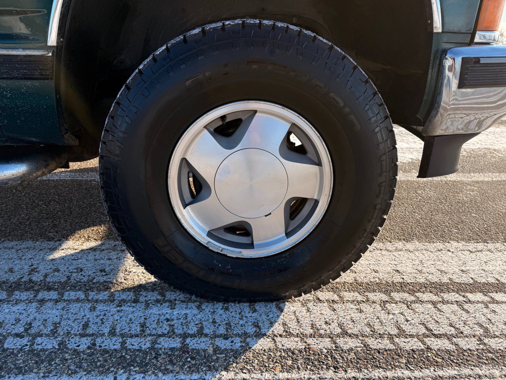 1997 Chevrolet C/K Image 23