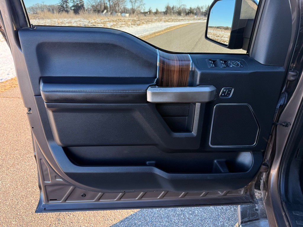 2016 Ford F-150 Image 12