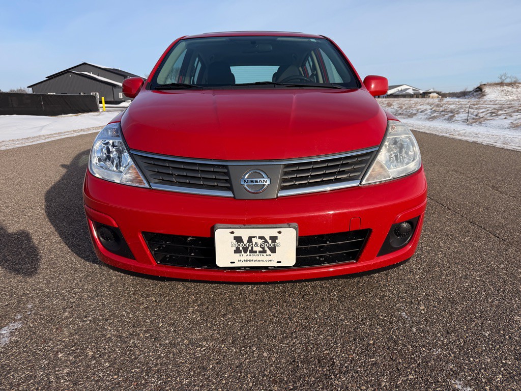 2008 Nissan Versa Image 2
