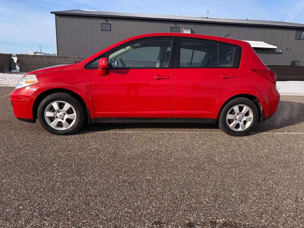 2008 Nissan Versa Image 8
