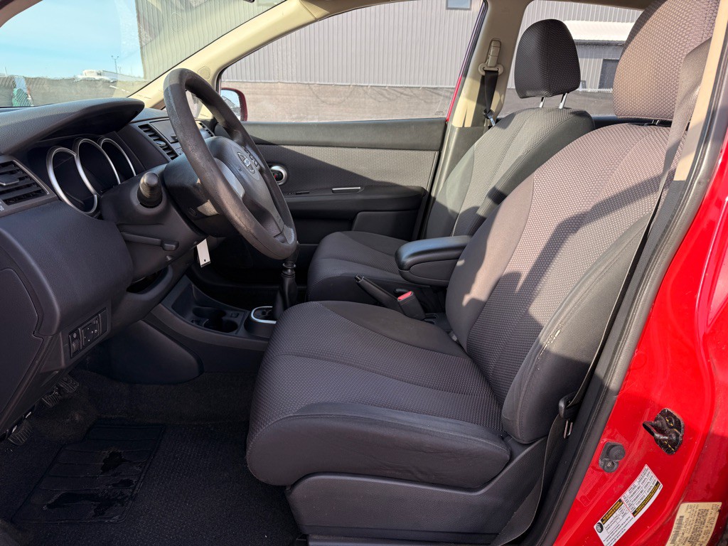 2008 Nissan Versa Image 10