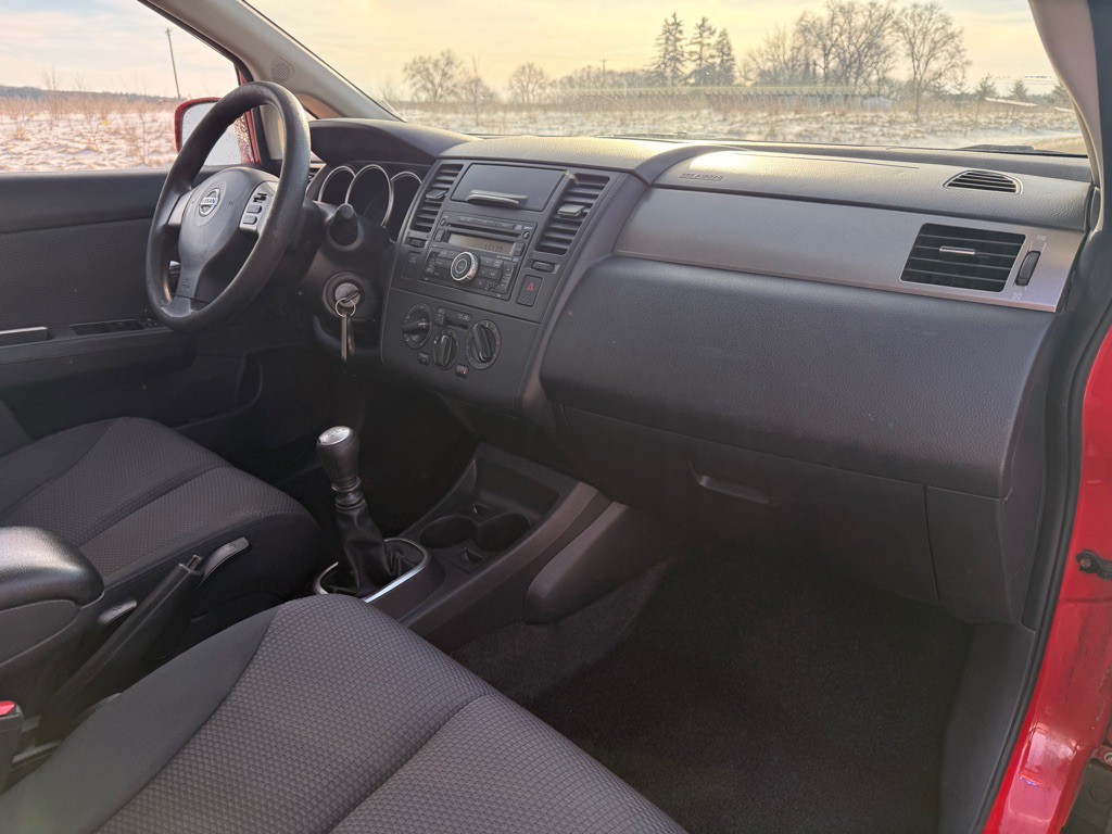 2008 Nissan Versa Image 17