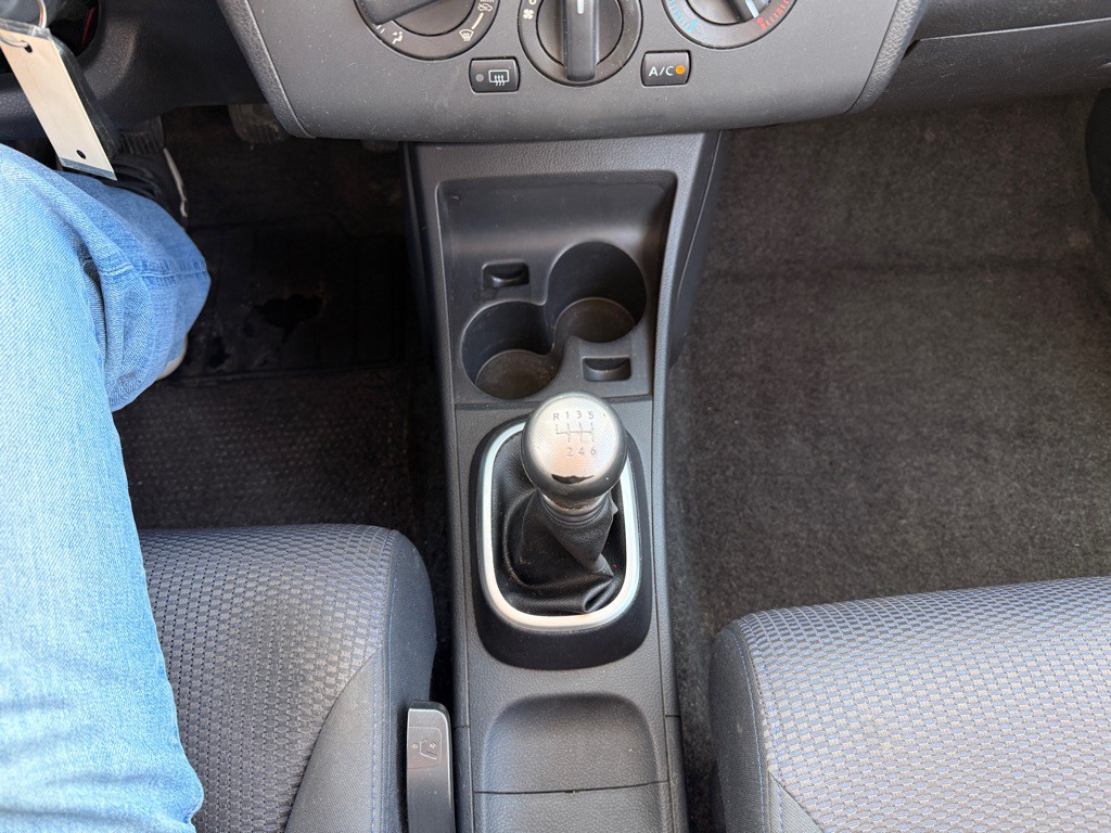 2008 Nissan Versa Image 21