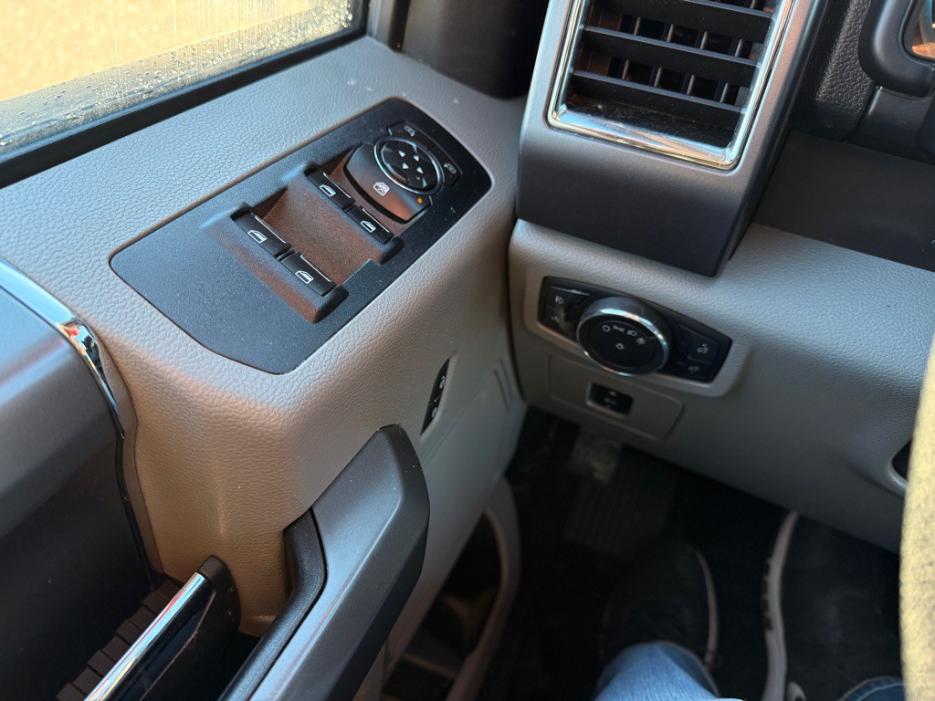 2016 Ford F-150 Image 27