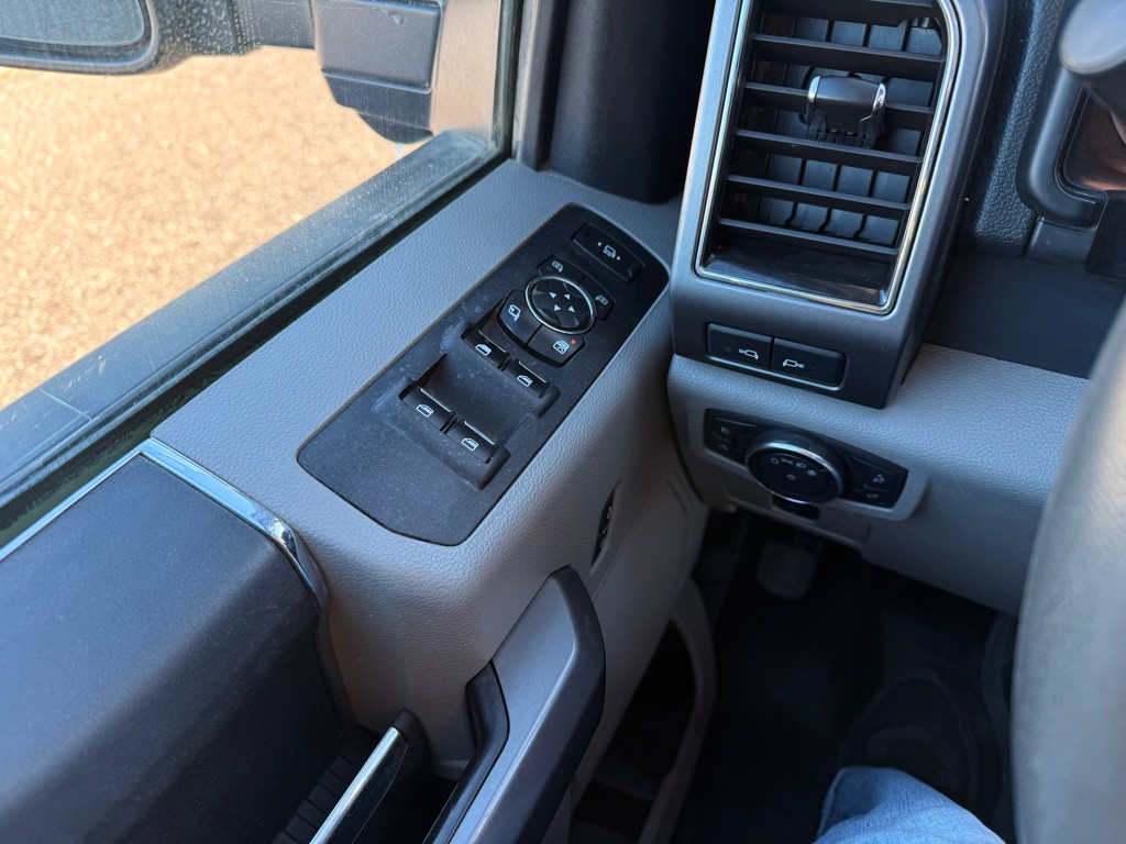 2019 Ford F-250 Image 28