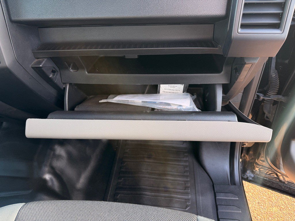 2017 Ford F-150 Image 18