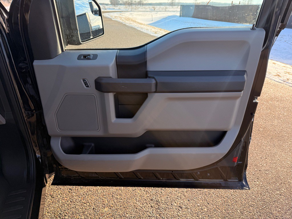 2017 Ford F-150 Image 19