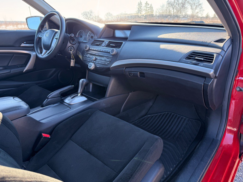 2008 Honda Accord Image 16