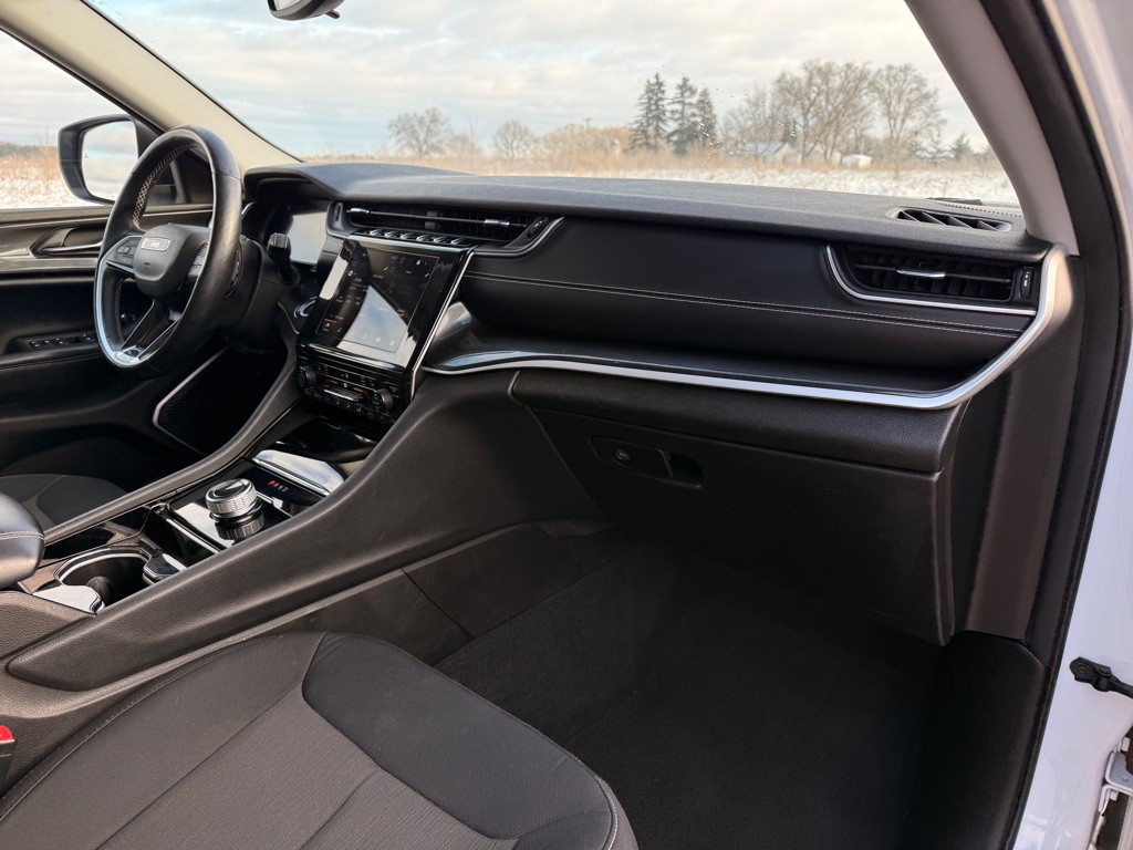 2022 Jeep Grand Cherokee Image 19