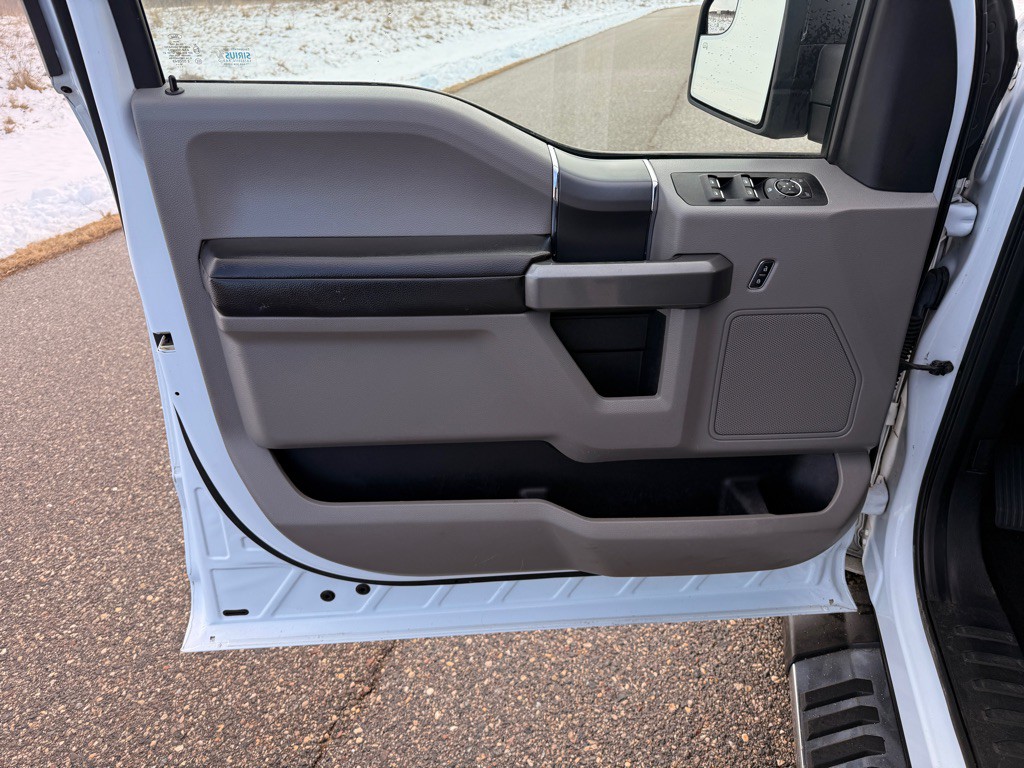 2017 Ford F-150 Image 11