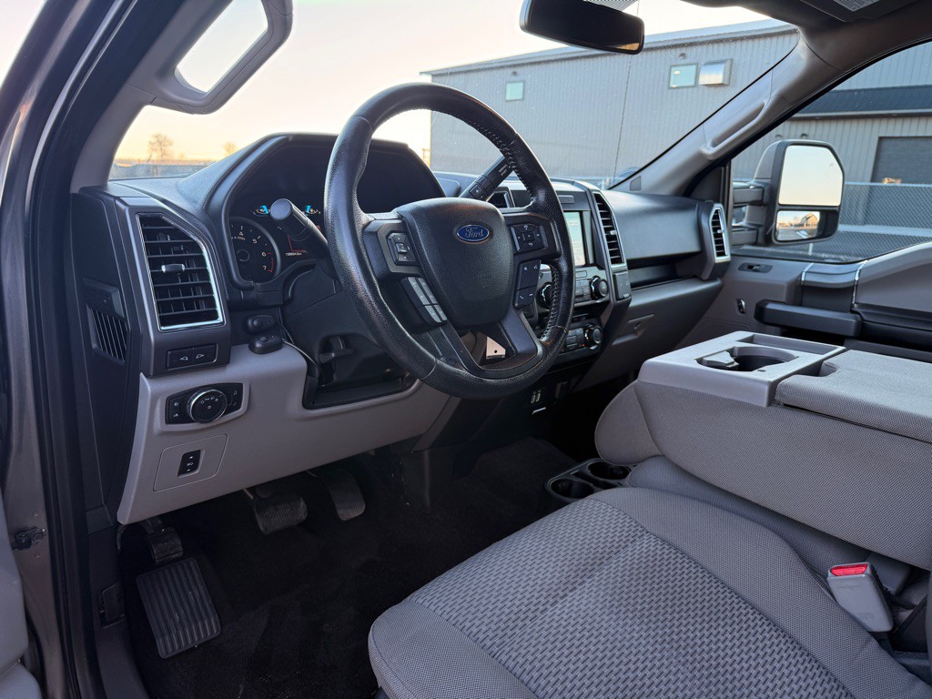 2016 Ford F-150 Image 9