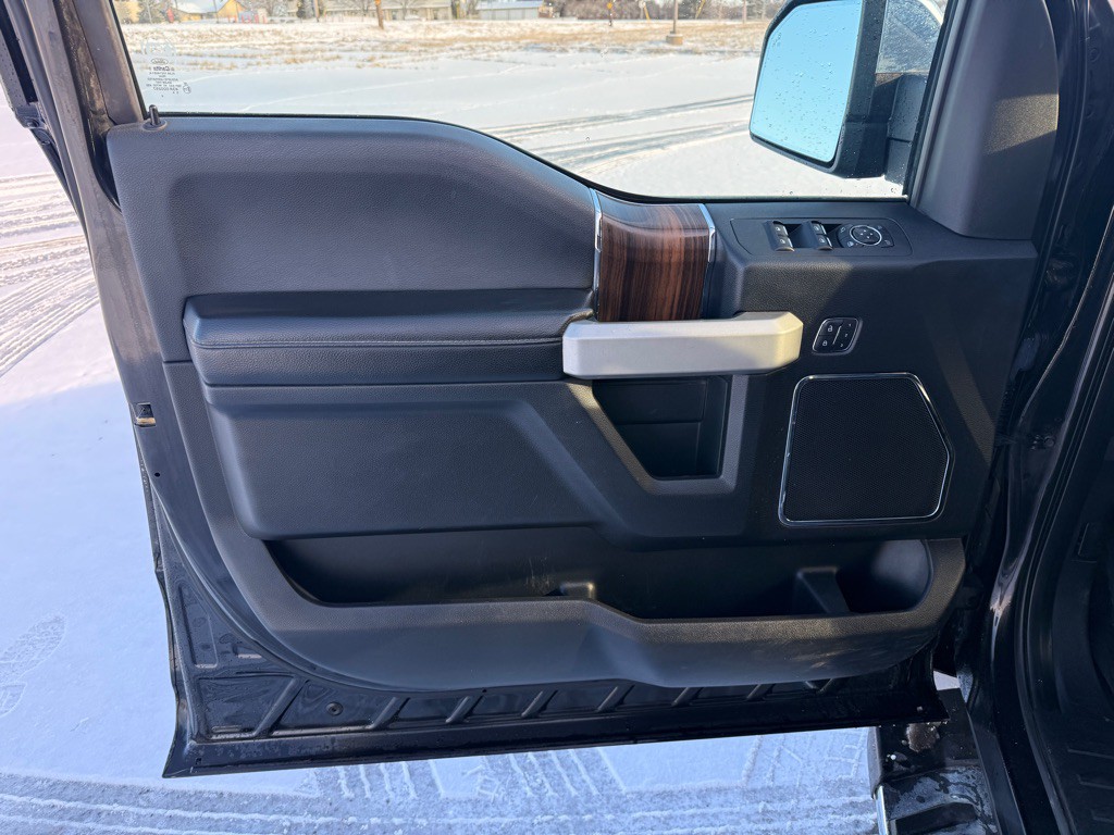 2015 Ford F-150 Image 11