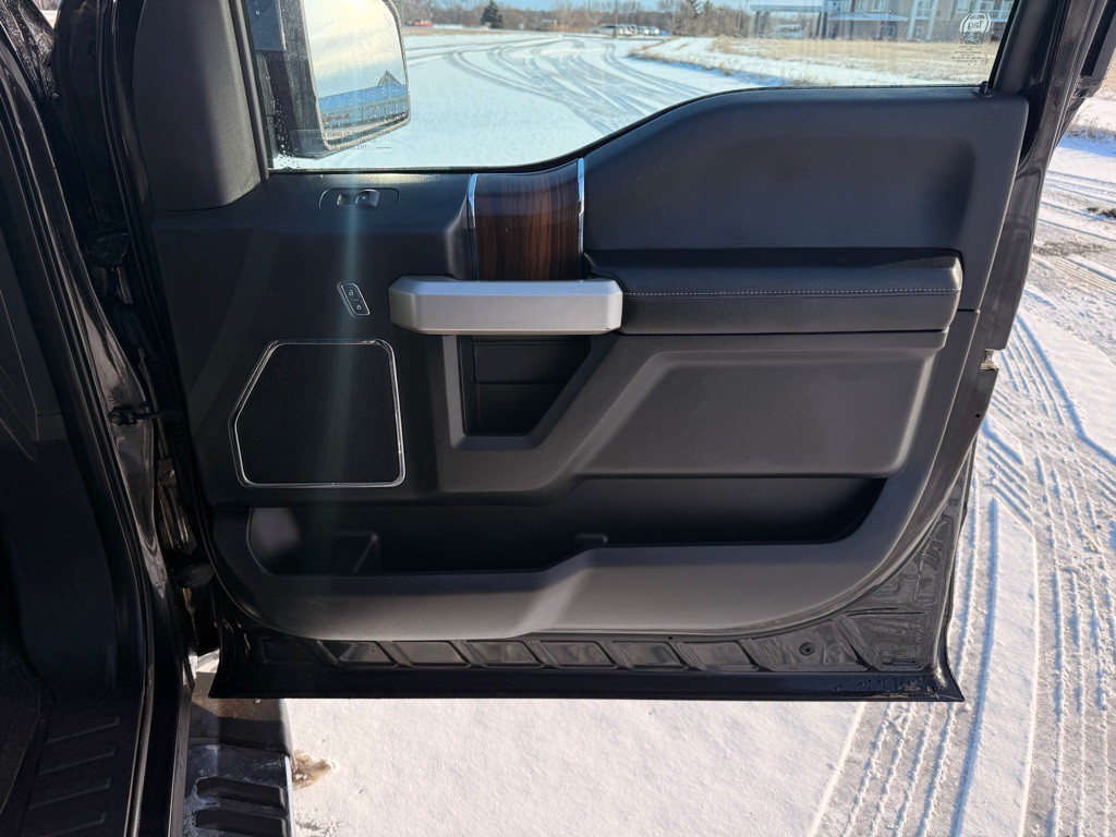 2015 Ford F-150 Image 19