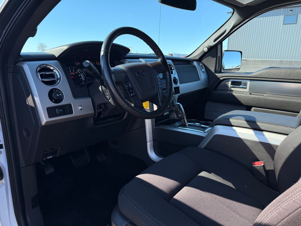 2014 Ford F-150 Image 9