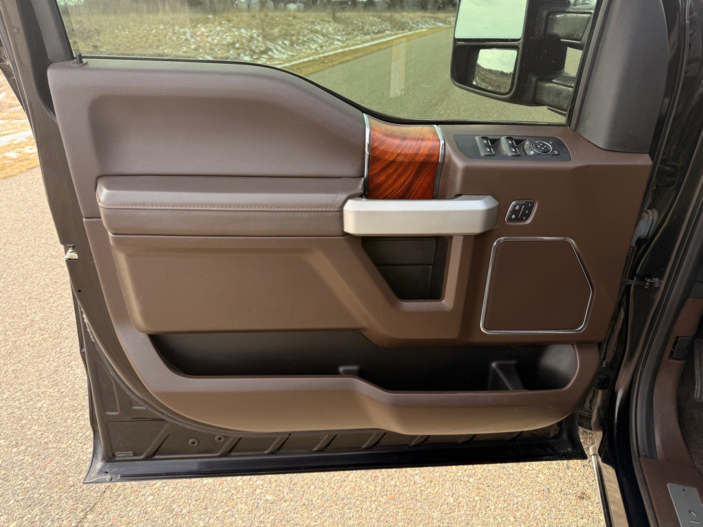 2016 Ford F-150 Image 12