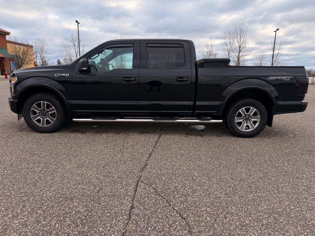 2017 Ford F-150 Image 8