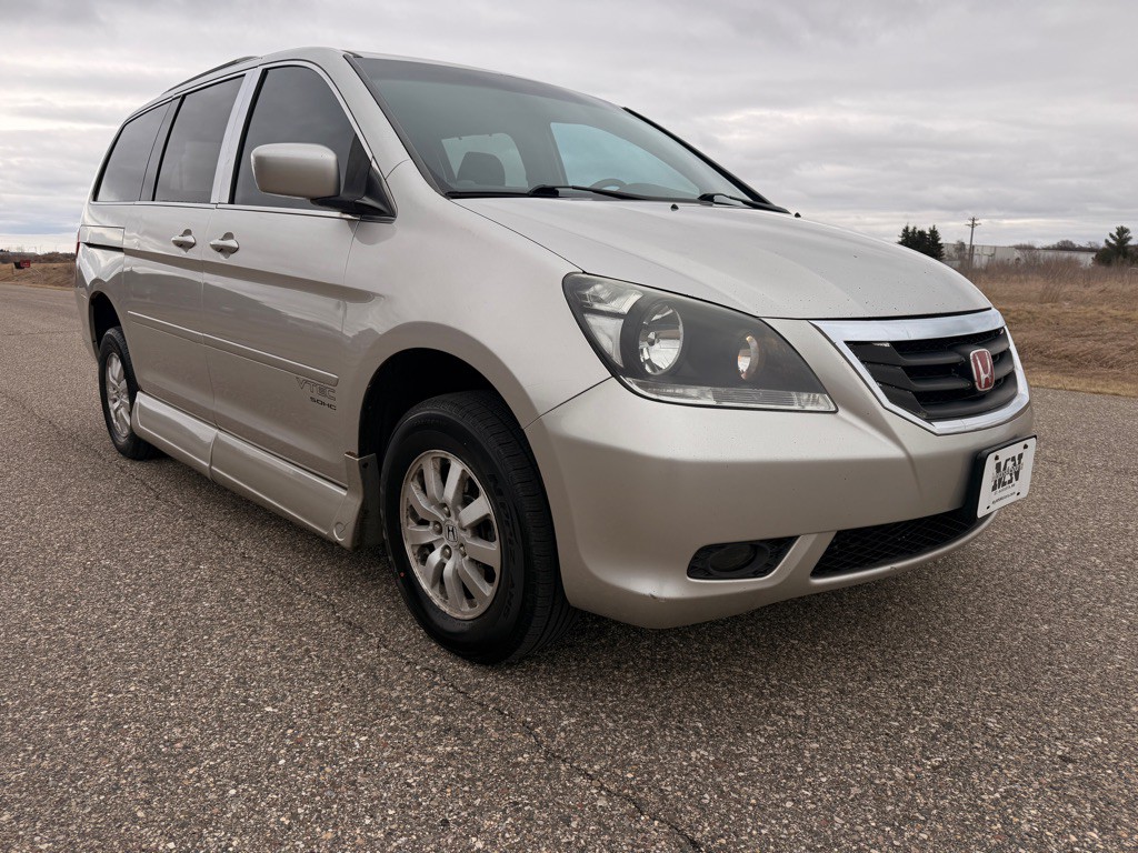 2008 Honda Odyssey Image 4