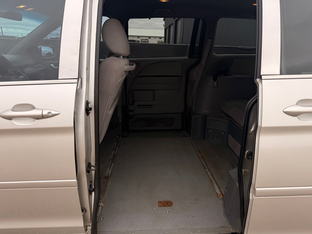 2008 Honda Odyssey Image 13