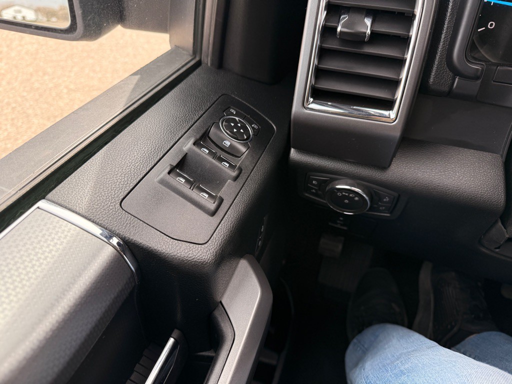 2016 Ford F-150 Image 27