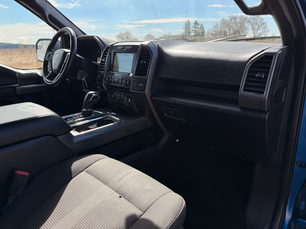 2017 Ford F-150 Image 17