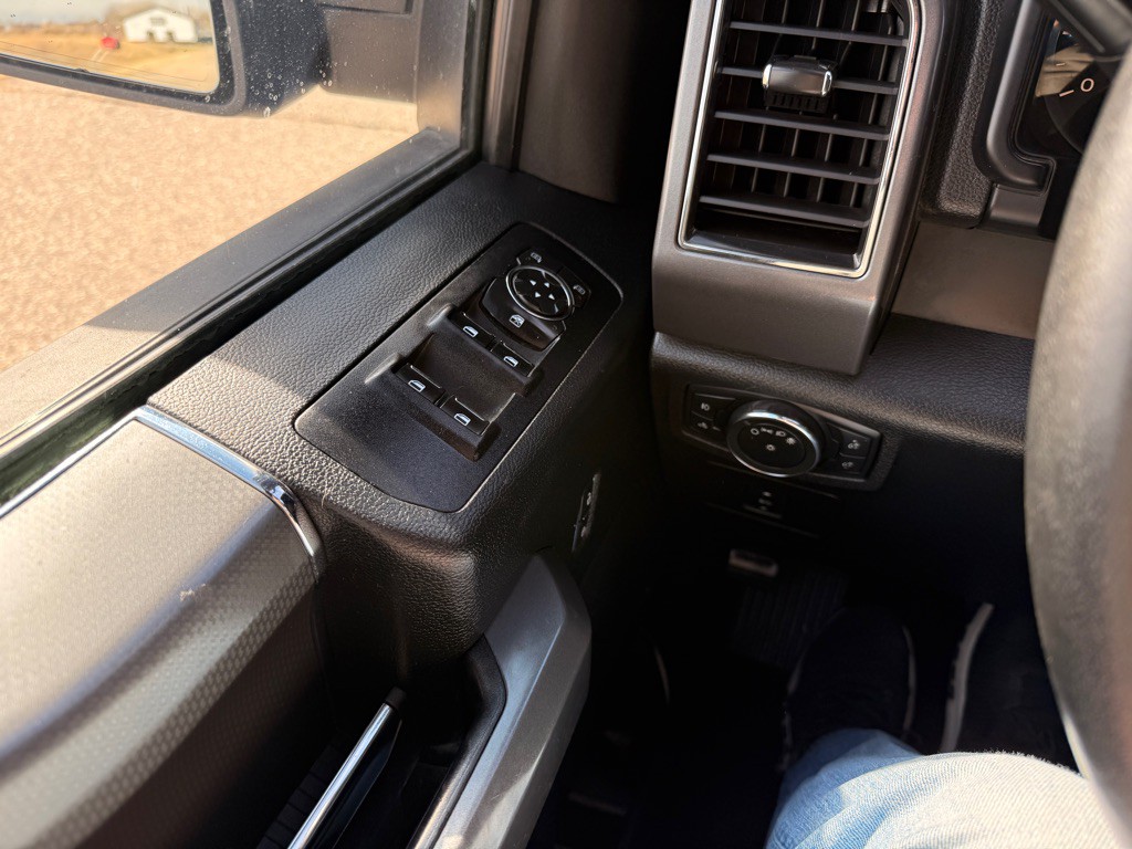 2017 Ford F-150 Image 27