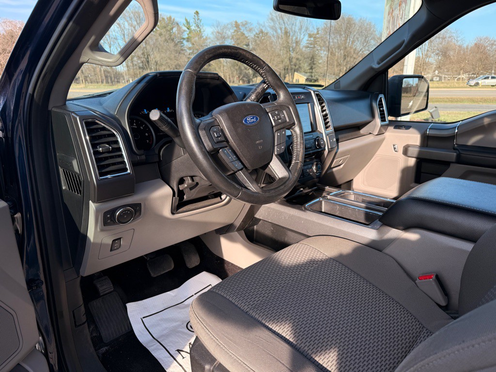 2017 Ford F-150 Image 9