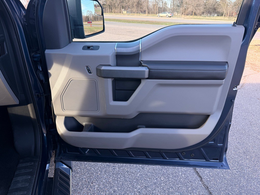 2017 Ford F-150 Image 20