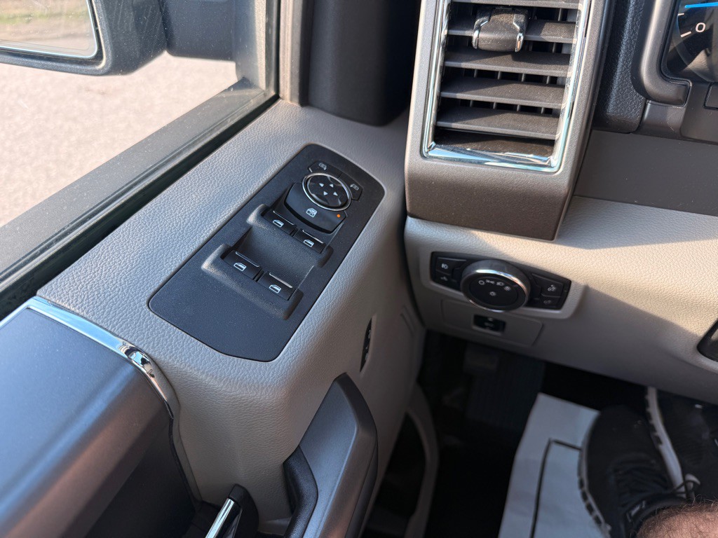 2017 Ford F-150 Image 27