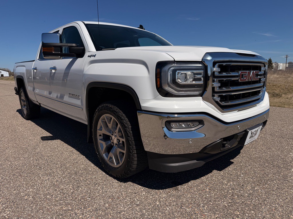 2018 GMC Sierra Image 3