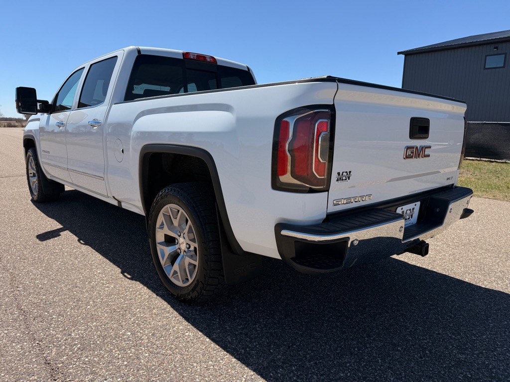 2018 GMC Sierra Image 7