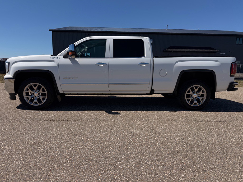 2018 GMC Sierra Image 8