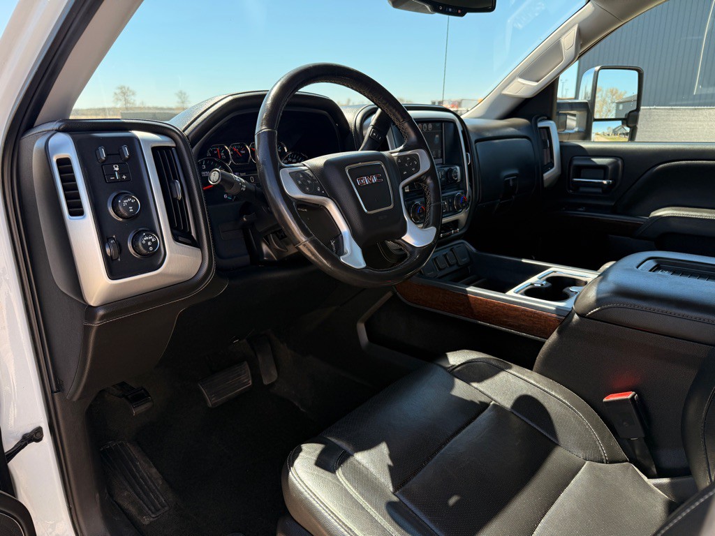 2018 GMC Sierra Image 9