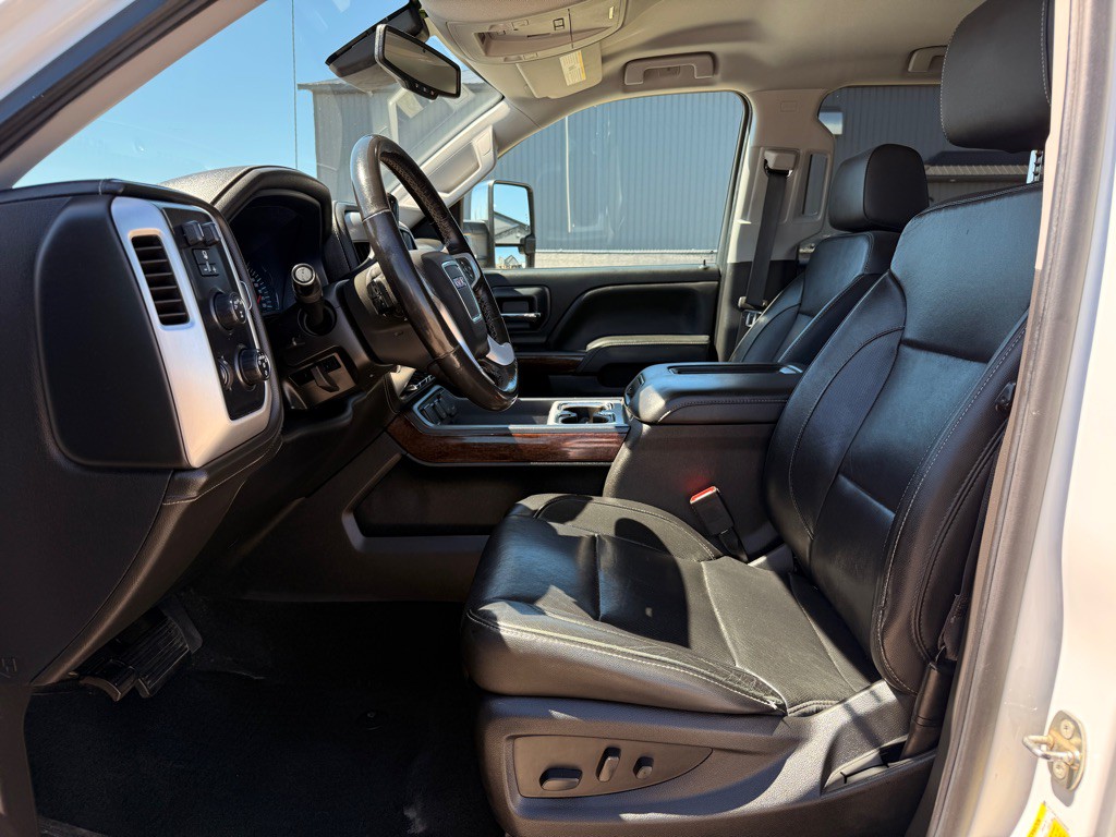 2018 GMC Sierra Image 10