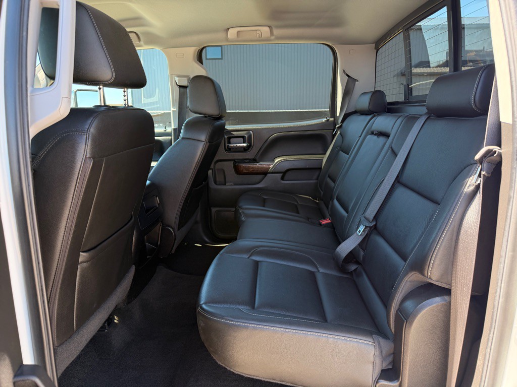 2018 GMC Sierra Image 12