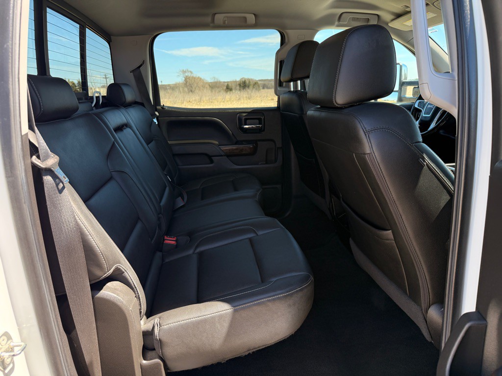 2018 GMC Sierra Image 15