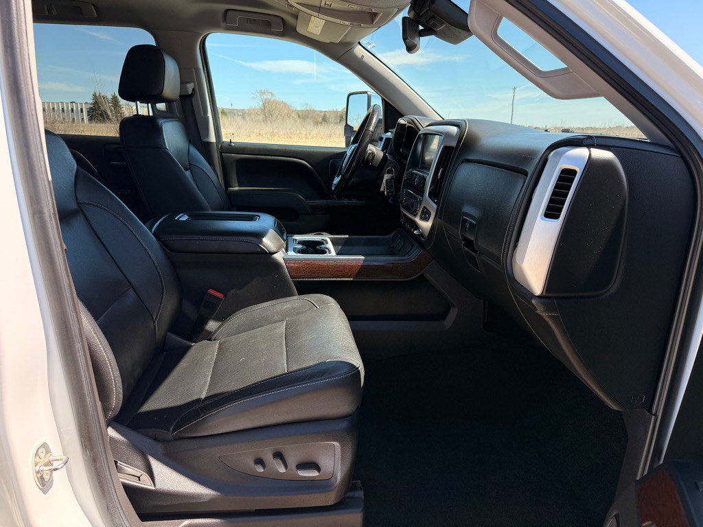 2018 GMC Sierra Image 16