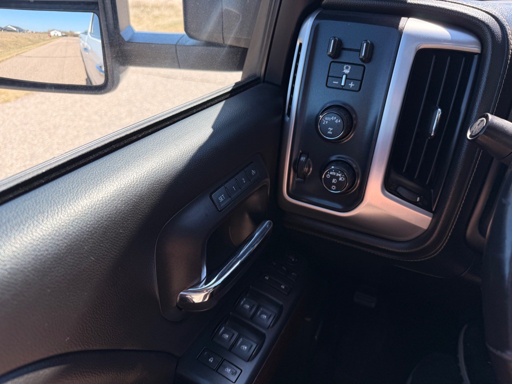 2018 GMC Sierra Image 27
