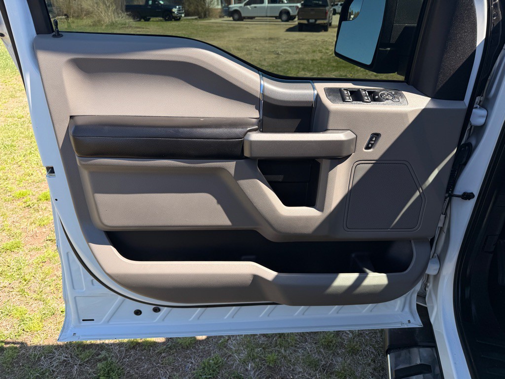 2017 Ford F-150 Image 11