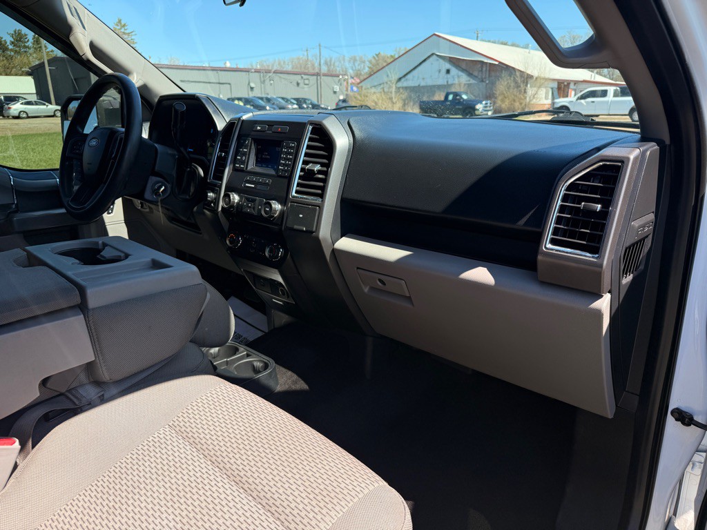 2017 Ford F-150 Image 17
